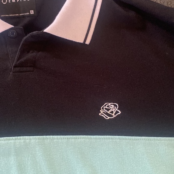 XL empire collared shirt, bottom button missing. Good condition. - Picture 4 of 4